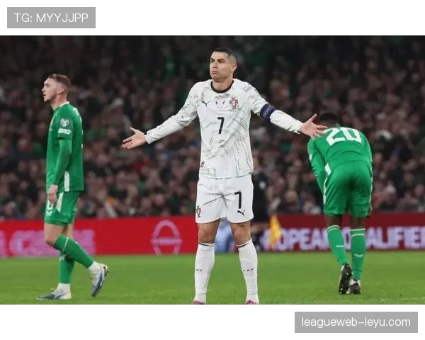 C罗世界杯连场破门,状态火热续写传奇新篇章 C罗世界杯连场破门,状态火热续写传奇新篇章