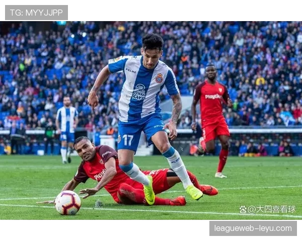 瓦伦西亚火力全开：深度阵容助球队新赛季表现抢眼