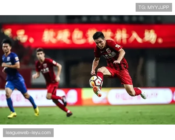 中超历史新篇:荣誉榜背后的传奇征程与荣耀时刻